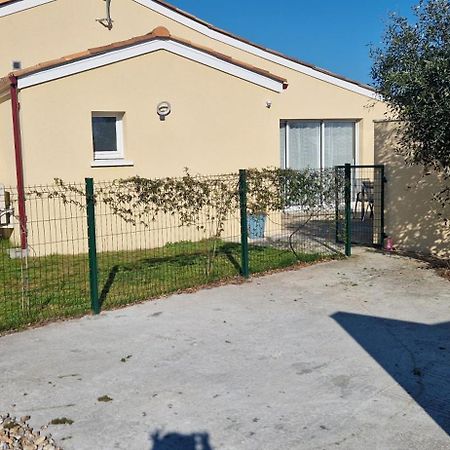 La Jolie Pradelle Villa Virsac Bagian luar foto
